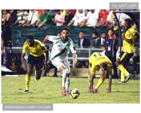 吉达国民德国化纵向推进战术显效 马赫雷斯内切串联提升进攻层次 吉达国民德国化纵向推进战术显效 马赫雷斯内切串联提升进攻层次